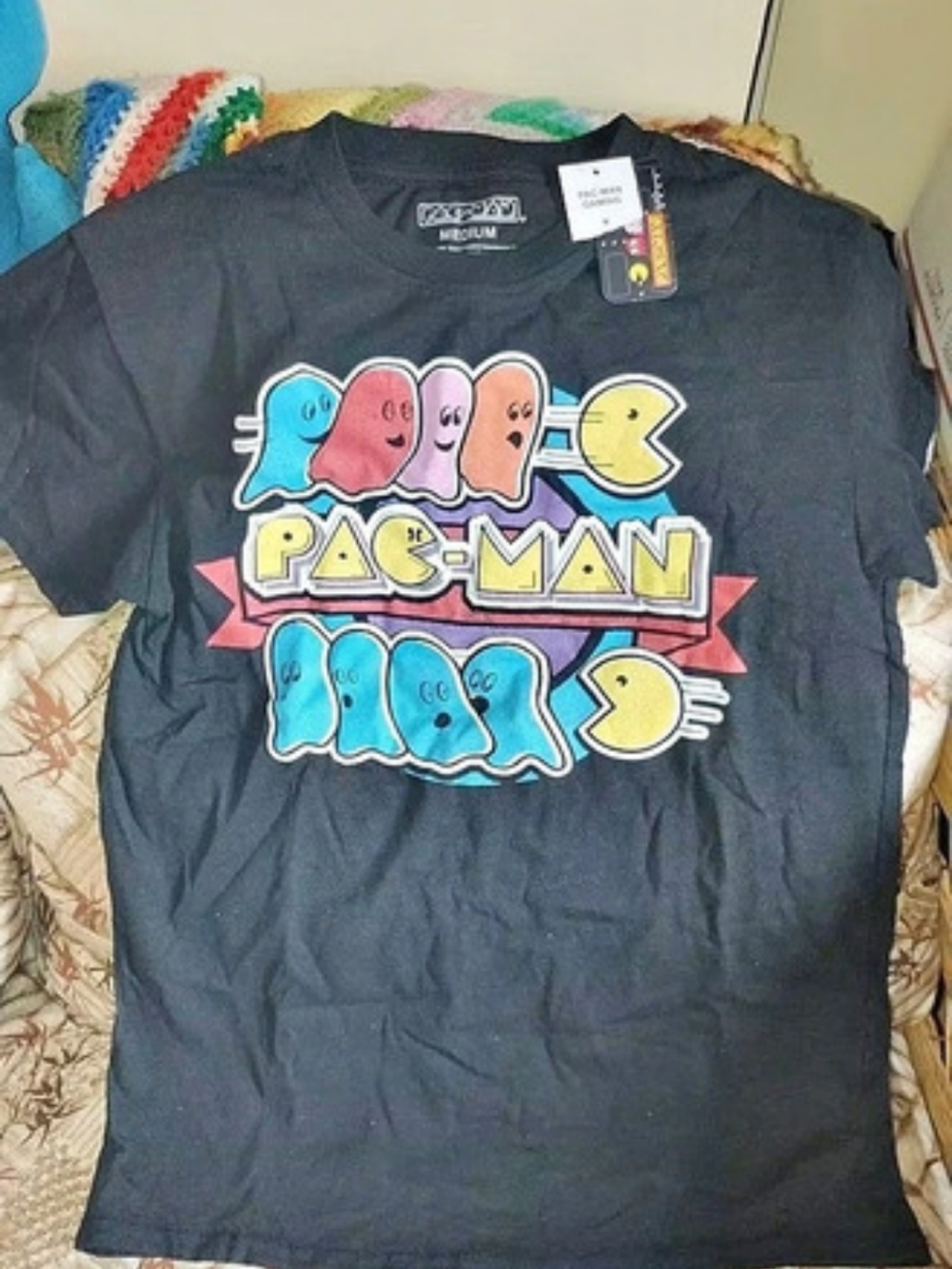 Pac-Man Gaming graphic tee Graphic Tee in Black Size Medium NWT